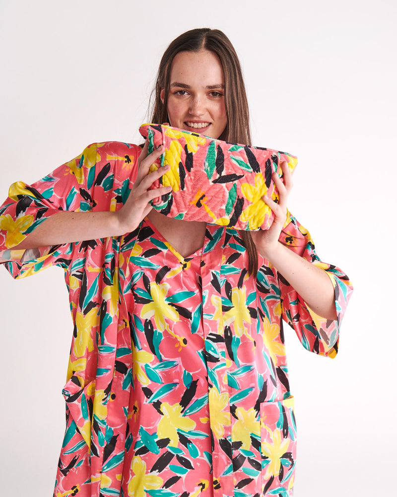 Kip&Co x Ken Done Pinky Dreaming Eco Satin Robe